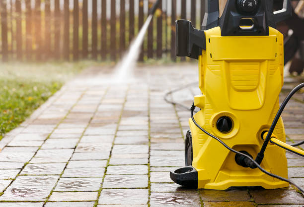 Best Playground Equipment Cleaning  in Kentwood, MI